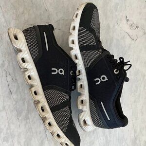 On Cloud women's running shoes - size 8